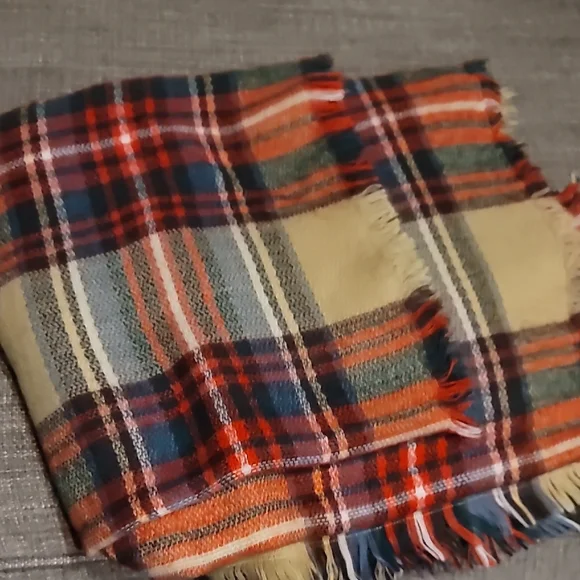 Plaid Fringe Scarf Shawl Wrap - Picture 1 of 3